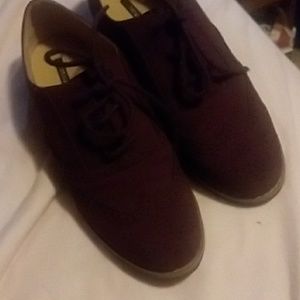 Sold on ebayWomen oxfords size 7.5